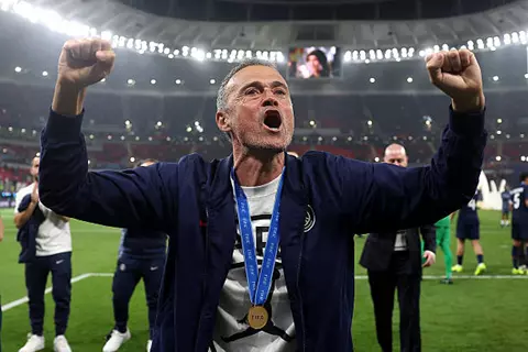 أهدافي لم تتغير.. ماذا قال إنريكي بعد التتويج باللقب الـ9 مع باريس سان جيرمان؟